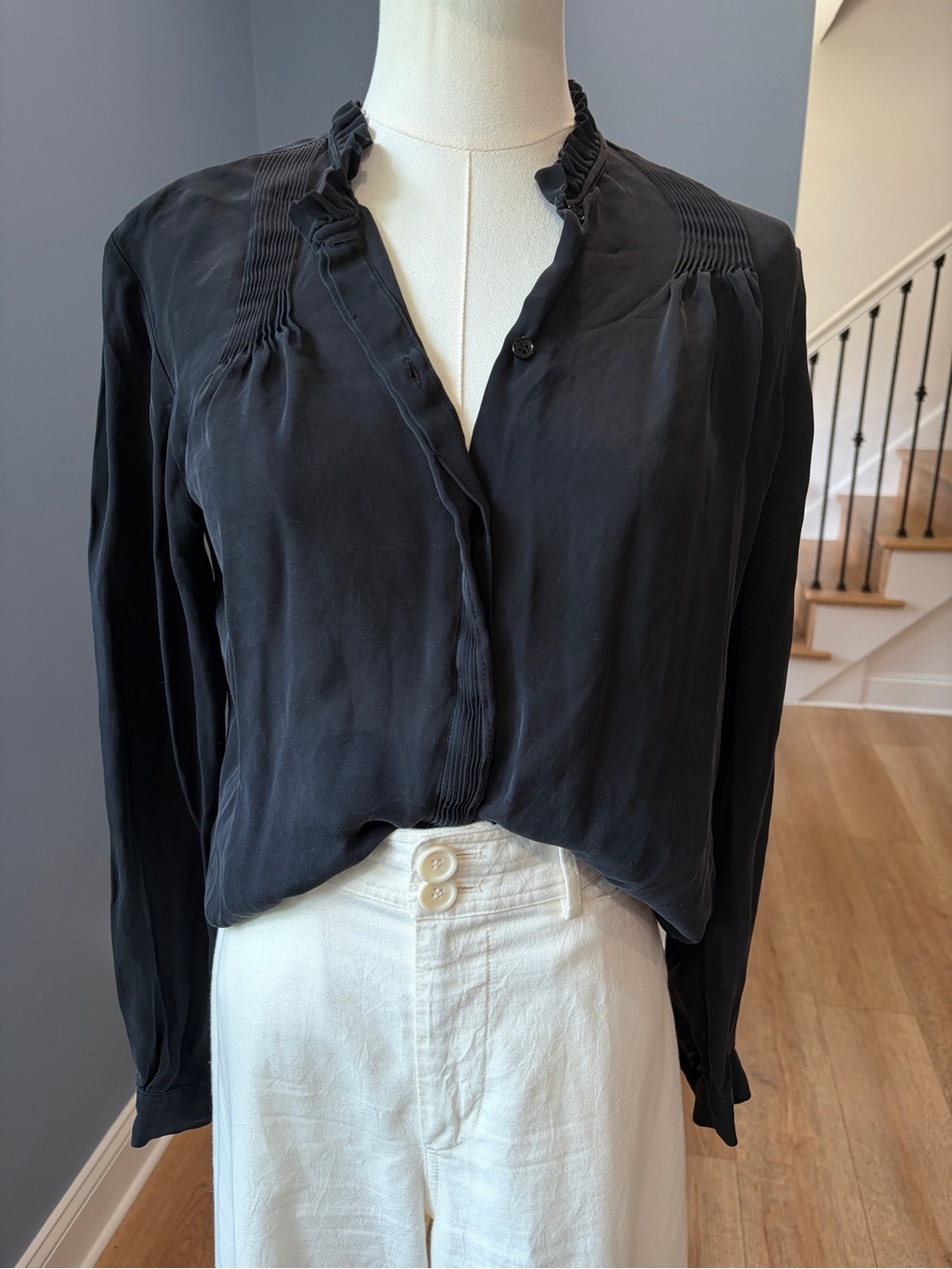 Reiss Black 100% Silk Pintuck Ruffle Neck Long Sleeve Blouse UK 10 US 6